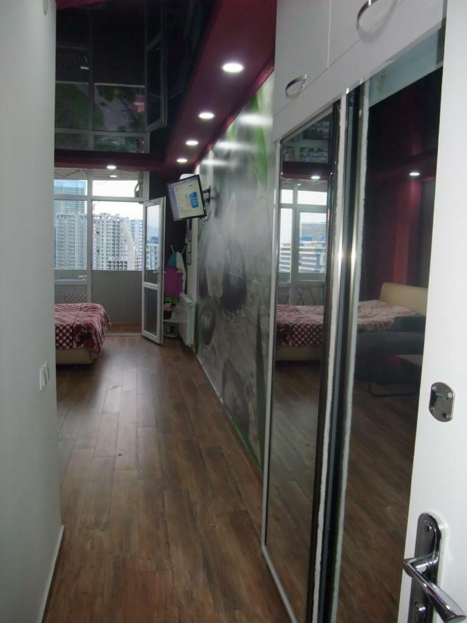 Apartment With Black Sea View Batumi Exterior photo